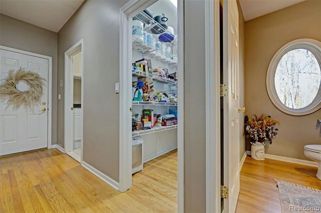 1320 Hosner Road, Oxford, MI 48370