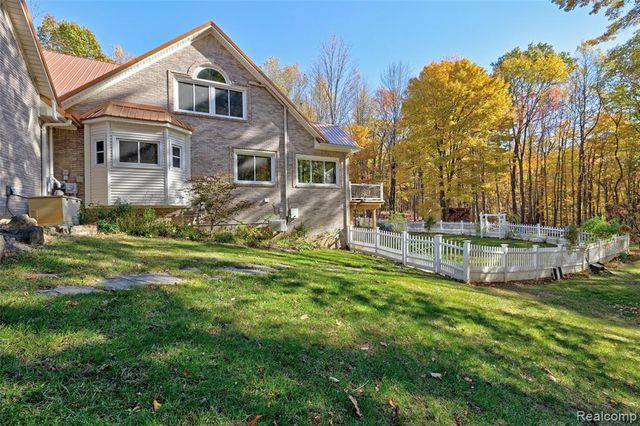 1320 Hosner Road, Oxford, MI 48370