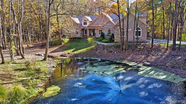 1320 Hosner Road, Oxford, MI 48370