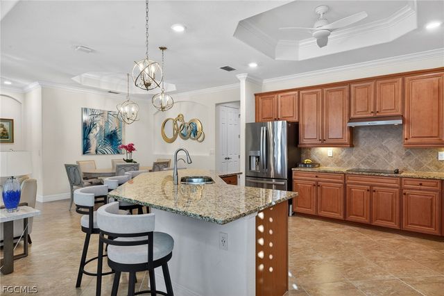 10307 Fontanella DR, Fort Myers, FL 33913