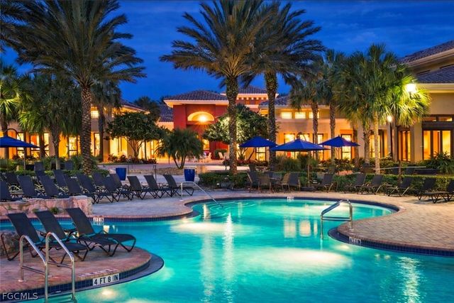 10307 Fontanella DR, Fort Myers, FL 33913