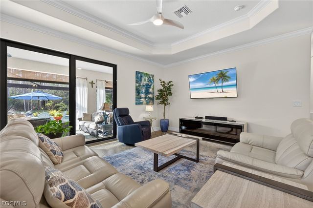 10307 Fontanella DR, Fort Myers, FL 33913