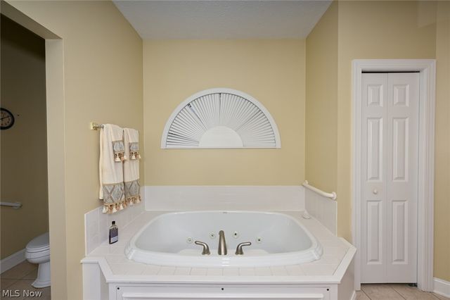 5957 Century Street NW, Canton, OH 44718