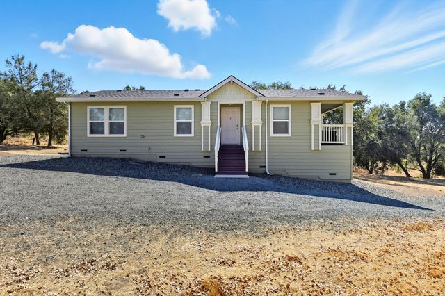 18400 Live Oak Ct, Plymouth, CA 95669