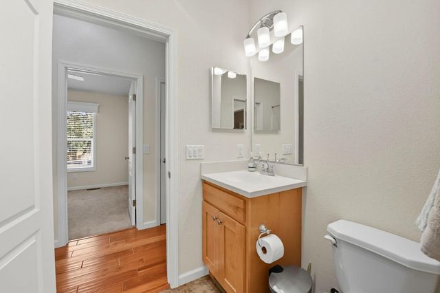 18400 Live Oak Ct, Plymouth, CA 95669