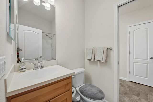 18400 Live Oak Ct, Plymouth, CA 95669