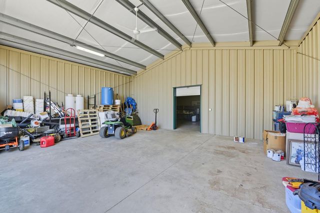 18400 Live Oak Ct, Plymouth, CA 95669