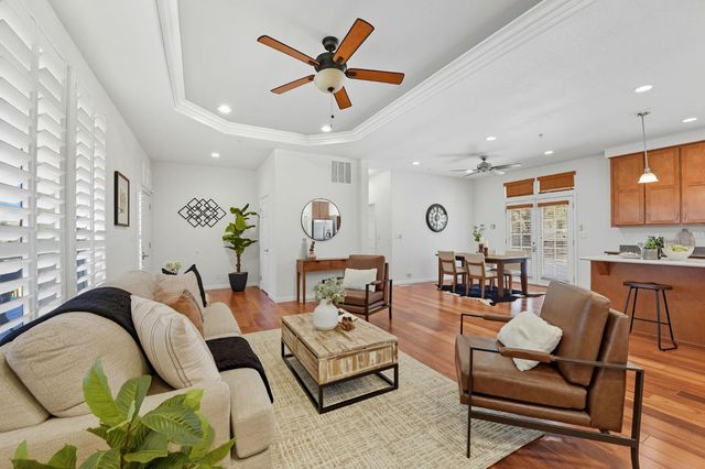 18400 Live Oak Ct, Plymouth, CA 95669