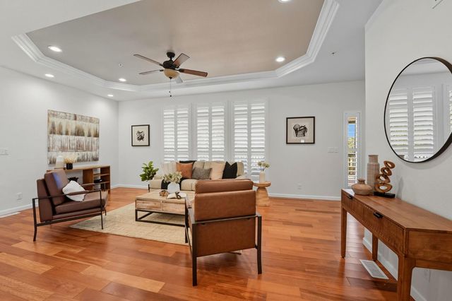 18400 Live Oak Ct, Plymouth, CA 95669