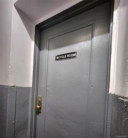 150-20 71st Avenue 5C, Flushing, NY 11367