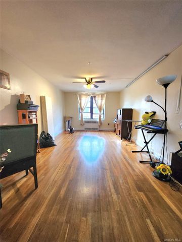 150-20 71st Avenue 5C, Flushing, NY 11367