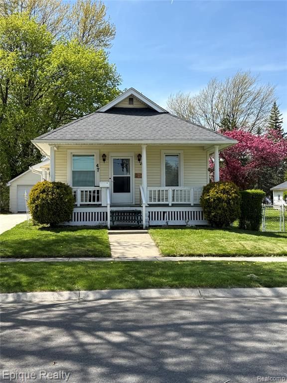 47 14th Street, Port Huron, MI 48060