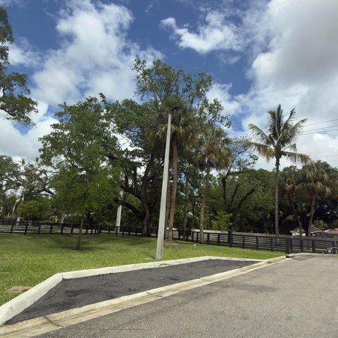4189 N Oak Place, Fort Lauderdale, FL 33314