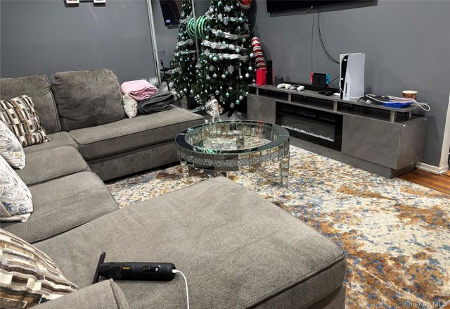 146-15 221st Street, Springfield Gardens, NY 11413