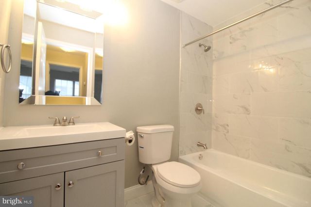 262 ANDOVER PL, Robbinsville, NJ 08691