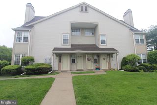 262 ANDOVER PL, Robbinsville, NJ 08691