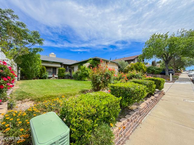 36790 Spanish Broom Drive, Palmdale, CA 93550