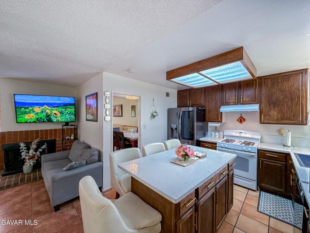 36790 Spanish Broom Drive, Palmdale, CA 93550