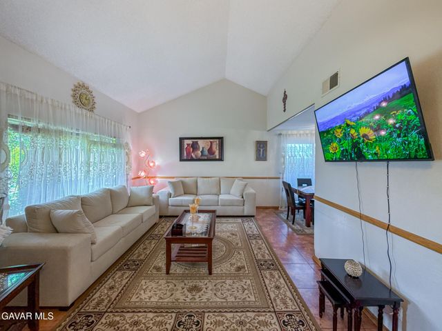 36790 Spanish Broom Drive, Palmdale, CA 93550