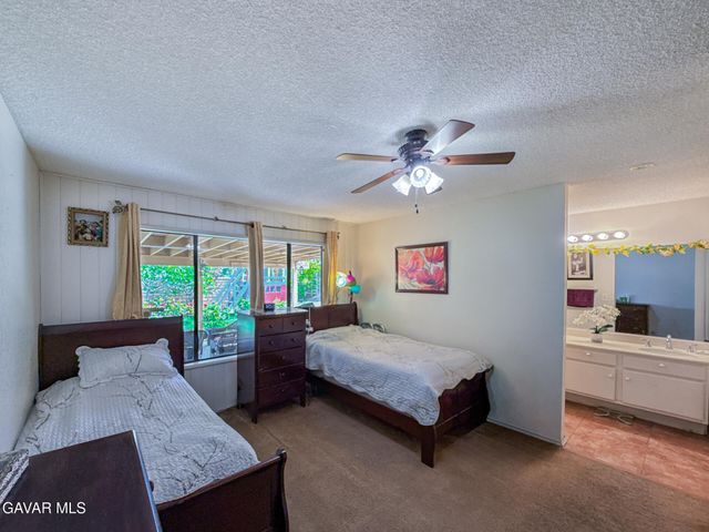 36790 Spanish Broom Drive, Palmdale, CA 93550