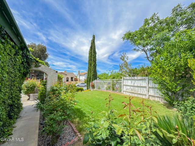 36790 Spanish Broom Drive, Palmdale, CA 93550