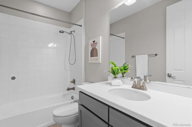 27884 E 9th Lane, Aurora, CO 80018