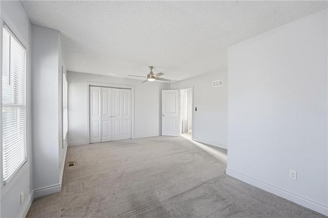 4200 Montgall Avenue, Kansas City, MO 64130