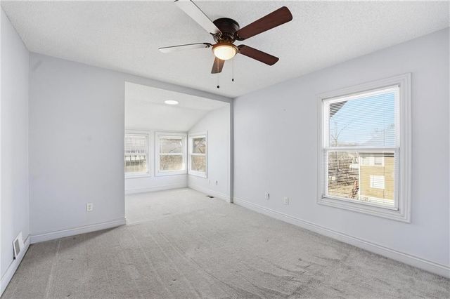 4200 Montgall Avenue, Kansas City, MO 64130