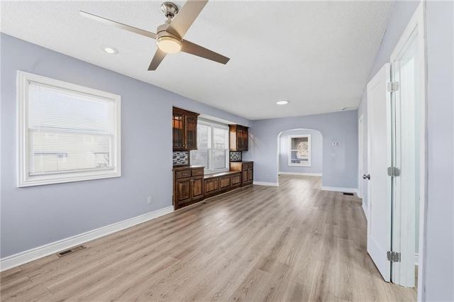 4200 Montgall Avenue, Kansas City, MO 64130