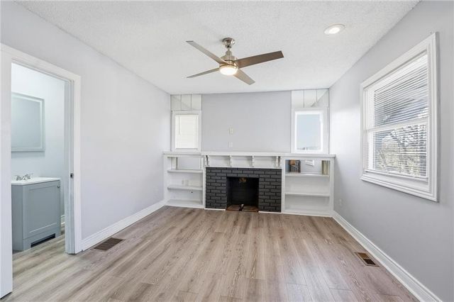 4200 Montgall Avenue, Kansas City, MO 64130