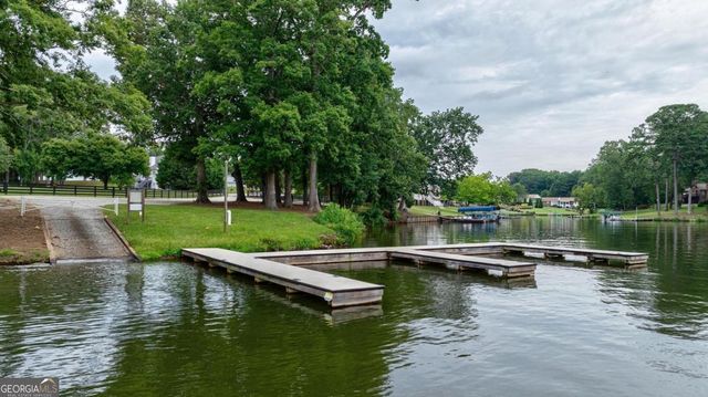 1091 Sunset Bluff, Greensboro, GA 30642