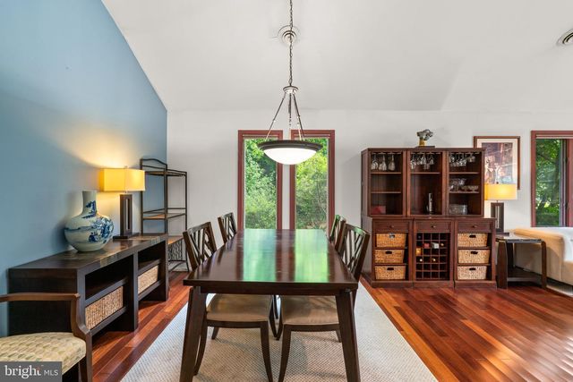 7512 FAR HILLS DR, Baltimore, MD 21286