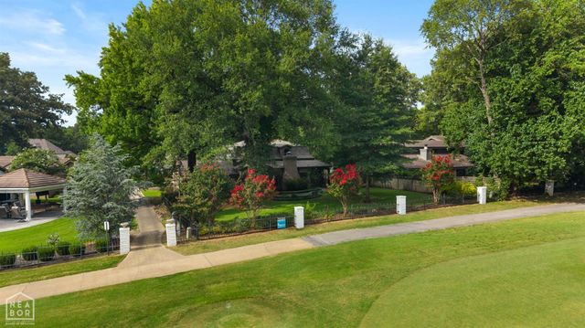 1005 Fairway Drive, Jonesboro, AR 72401