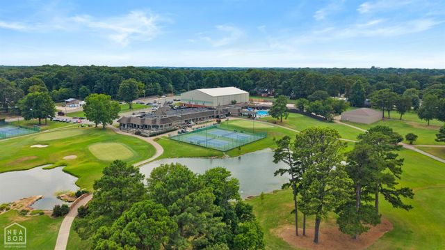 1005 Fairway Drive, Jonesboro, AR 72401