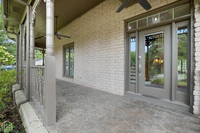 1005 Fairway Drive, Jonesboro, AR 72401