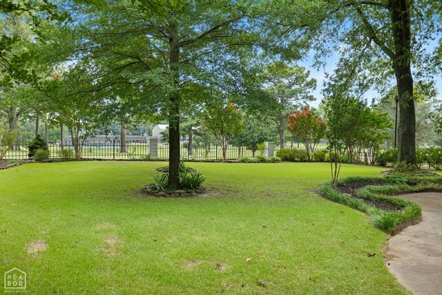 1005 Fairway Drive, Jonesboro, AR 72401