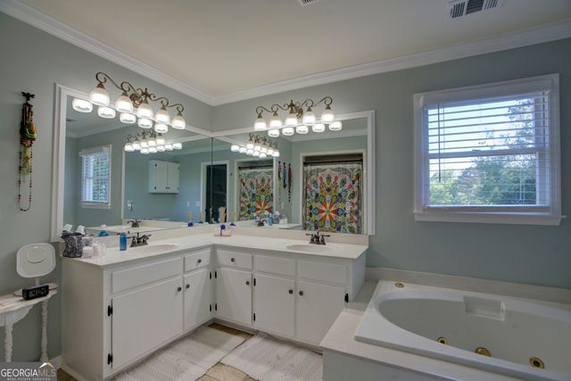 18 Shadowood Dr SE, Rome, GA 30161