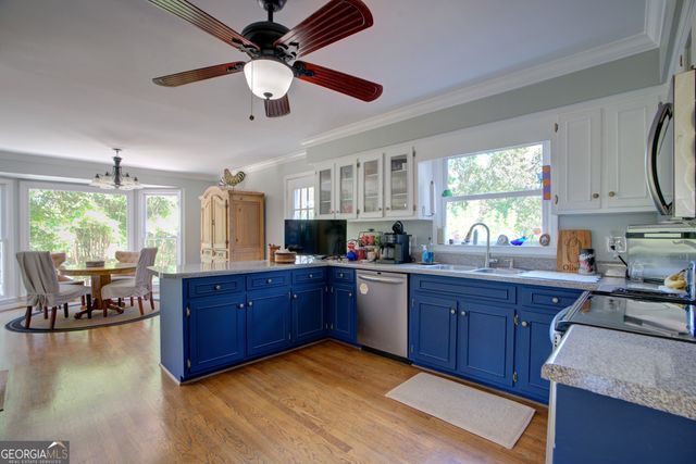 18 Shadowood Dr SE, Rome, GA 30161