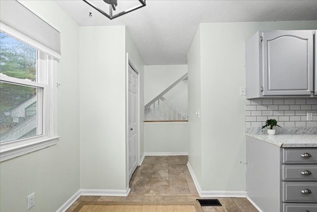 235 Heritage Dr 235, Northbridge, MA 01588