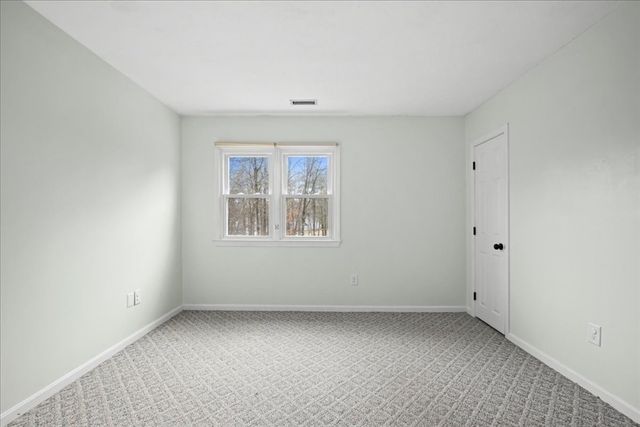 235 Heritage Dr 235, Northbridge, MA 01588