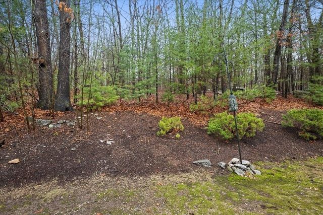 235 Heritage Dr 235, Northbridge, MA 01588