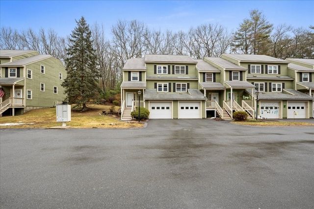 235 Heritage Dr 235, Northbridge, MA 01588
