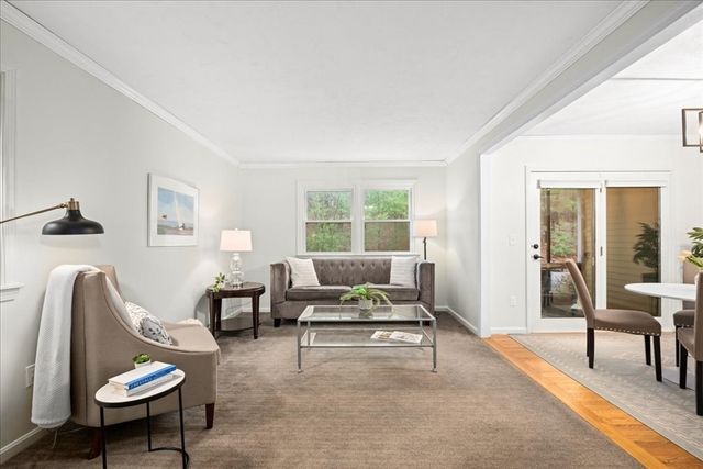 235 Heritage Dr 235, Northbridge, MA 01588