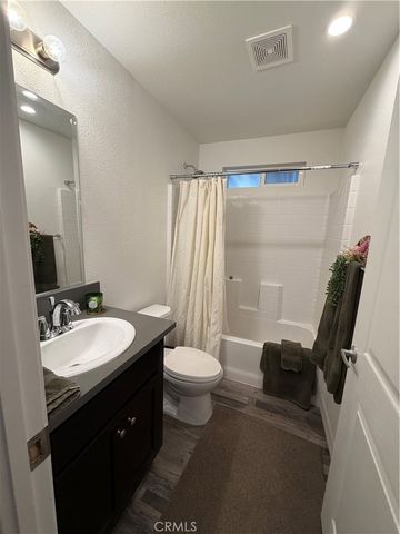 5800 Hamner Avenue 71, Eastvale, CA 91752