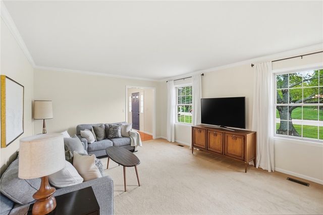 193 Southway Drive, Beavercreek, OH 45440