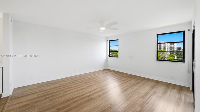 2232 N Cypress Bend Dr 507, Pompano Beach, FL 33069