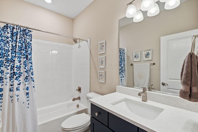3622 Backstretch Way, Grove City, OH 43123