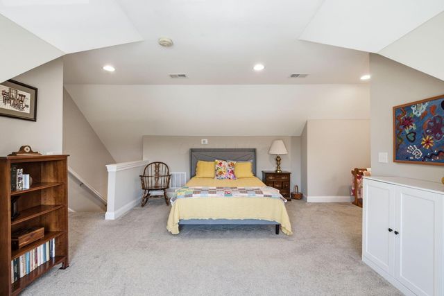 3622 Backstretch Way, Grove City, OH 43123