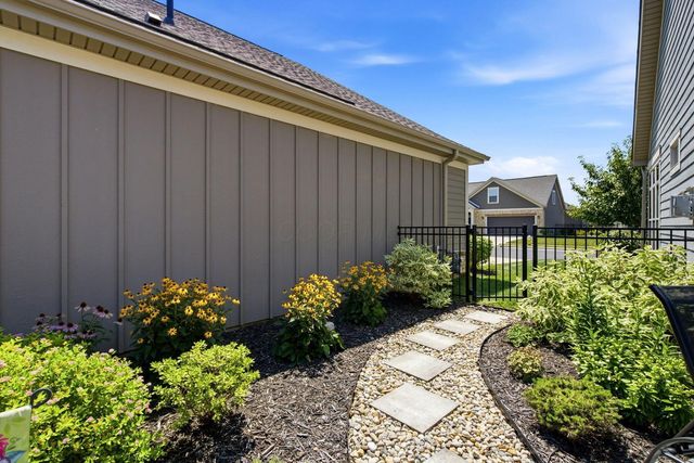 3622 Backstretch Way, Grove City, OH 43123