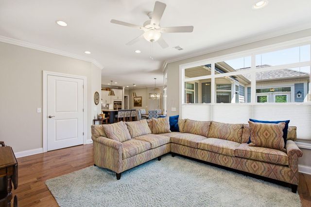 3622 Backstretch Way, Grove City, OH 43123